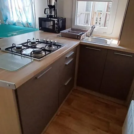 Sejour Normandie - Mobilhome Premium 2ch-4p Avec Clim-tv-wifi Et Lave-linge Dans L'eure - 405 Ivry-la-Bataille