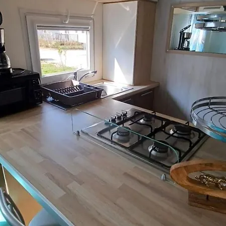 Sejour Normandie - Mobilhome Premium 2ch-4p Avec Clim-tv-wifi Et Lave-linge Dans L'eure - 405 Ivry-la-Bataille